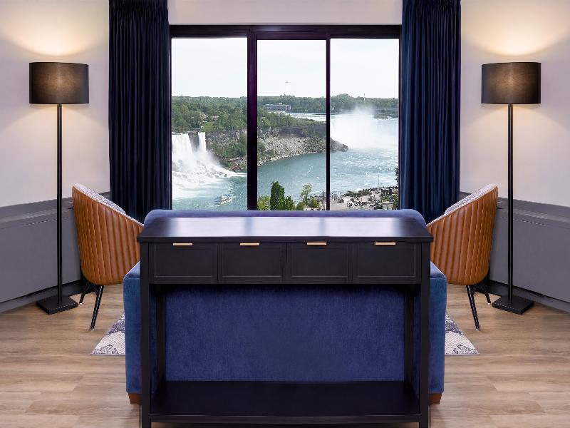 The Brock Niagara Falls Fallsview, Tapestry image