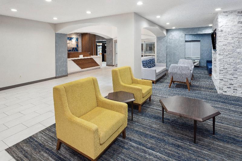Holiday Inn Express Pekin  image