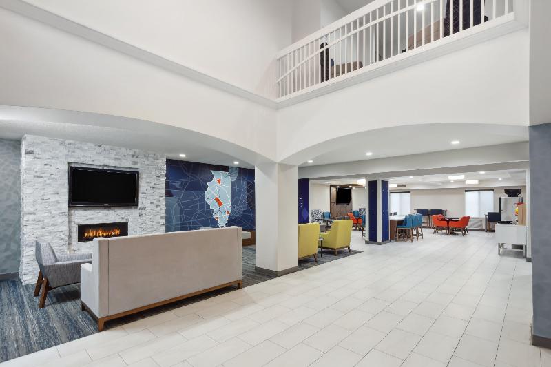 Holiday Inn Express Pekin  image