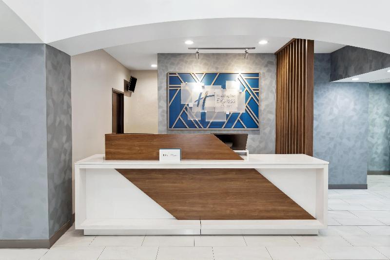 Holiday Inn Express Pekin  image