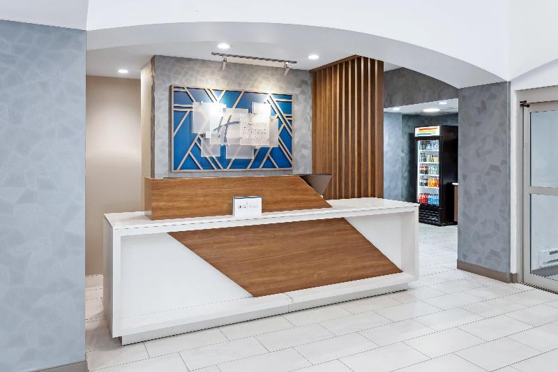 Holiday Inn Express Pekin  image
