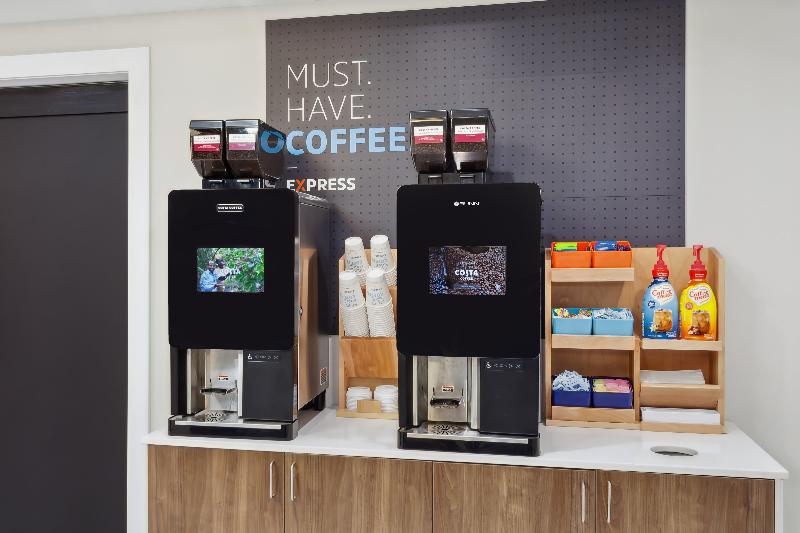 Holiday Inn Express Pekin  image