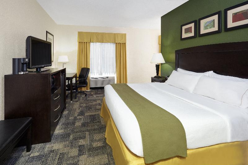 Holiday Inn Express Pekin  image