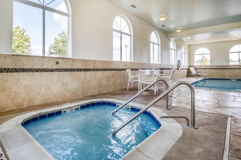 Comfort Inn Ottawa Starved Rock Area image