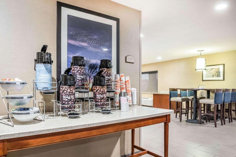 Comfort Inn Ottawa Starved Rock Area image
