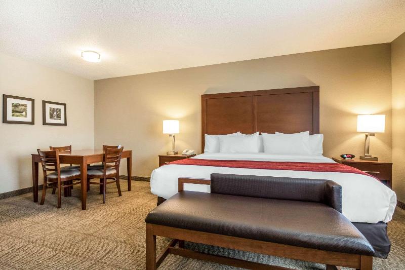 Comfort Inn Ottawa Starved Rock Area image
