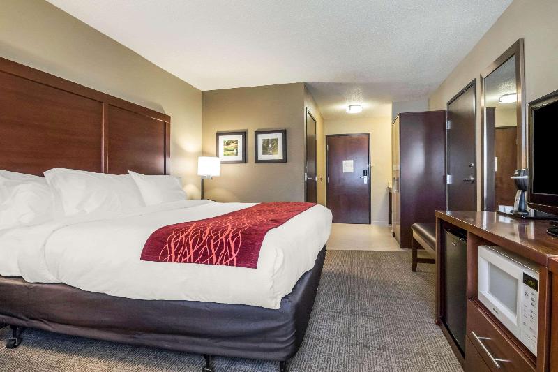 Comfort Inn Ottawa Starved Rock Area image