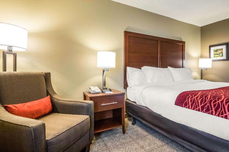 Comfort Inn Ottawa Starved Rock Area image