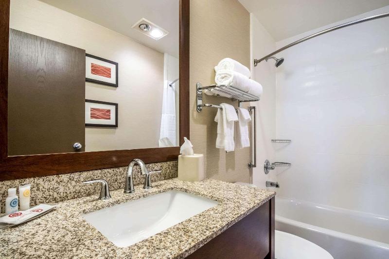 Comfort Inn Ottawa Starved Rock Area image