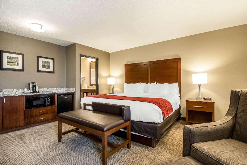 Comfort Inn Ottawa Starved Rock Area image