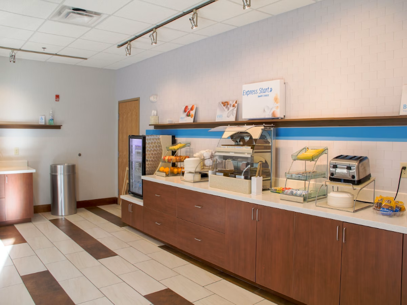 Holiday Inn Express & Suites Danville