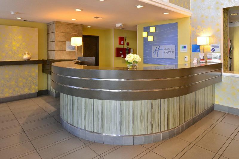Holiday Inn Express & Suites Berkeley By IHG