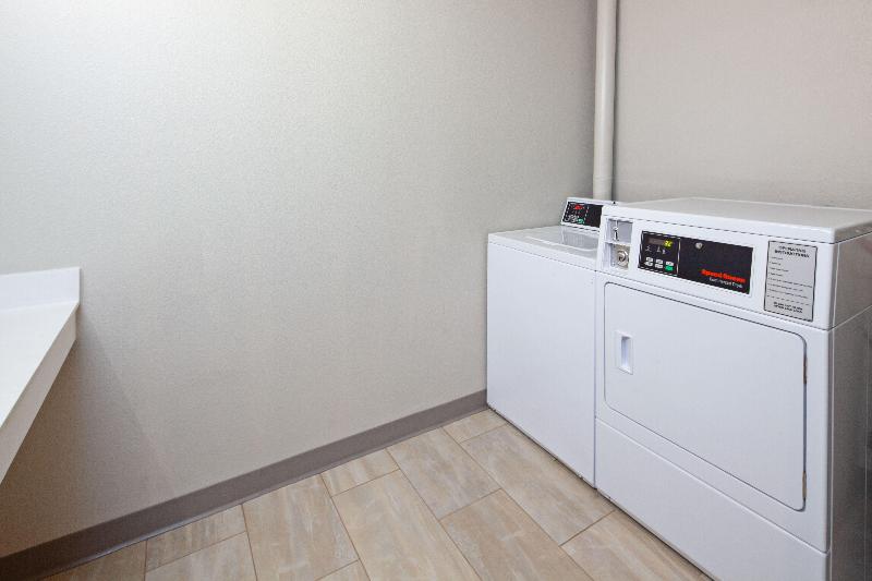Holiday Inn Palmdale-Lancaster image