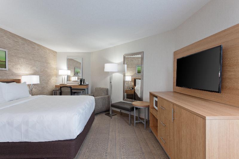 Holiday Inn Palmdale-Lancaster image