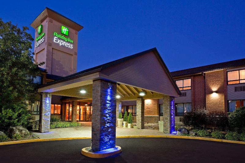 Holiday Inn Express Toronto East - Scarborough
