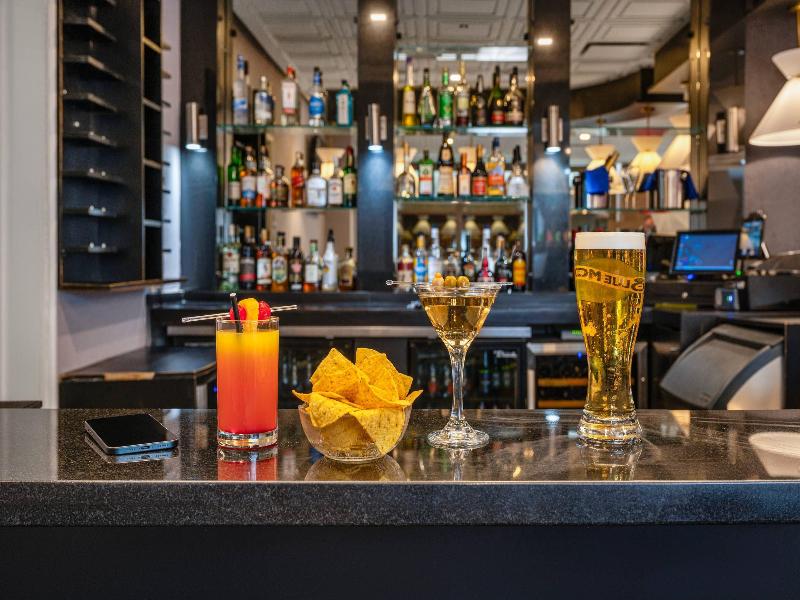 Radisson Hotel Montreal Airport image