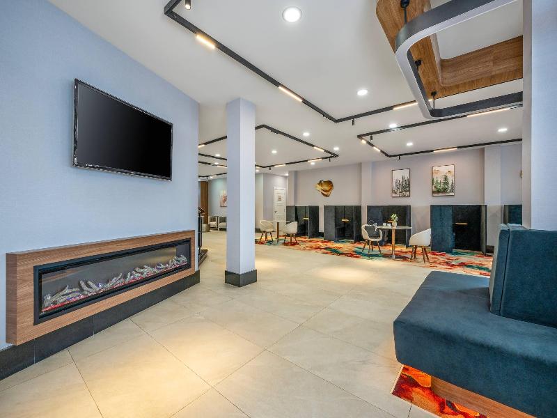 Radisson Hotel Montreal Airport image