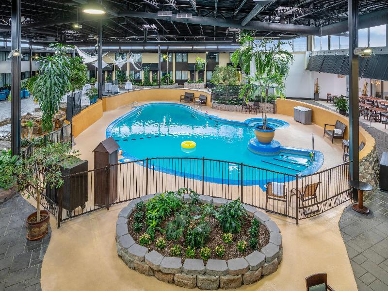 Radisson Hotel Montreal Airport image
