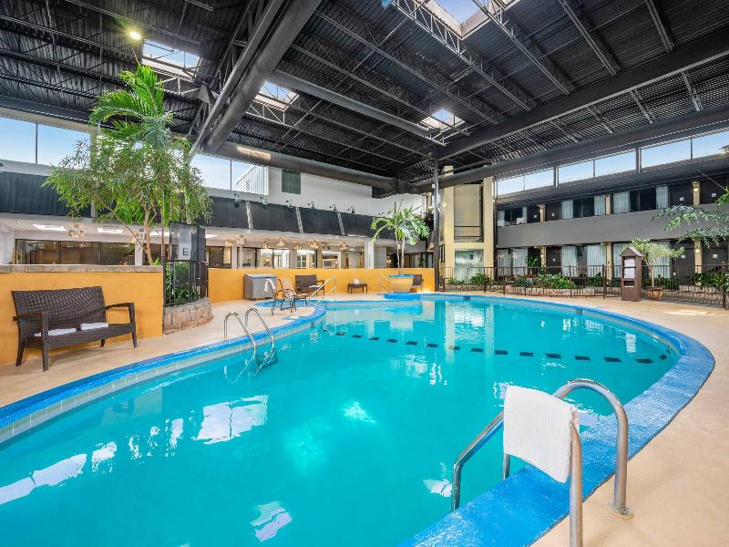 Radisson Hotel Montreal Airport image