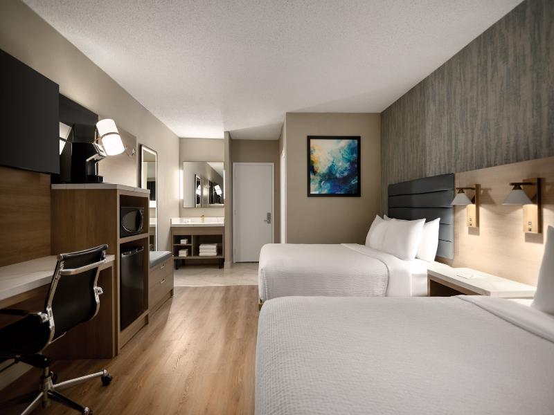 Radisson Hotel Montreal Airport image