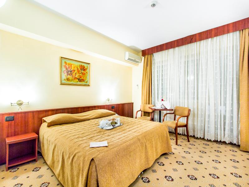 Caro Hotel image