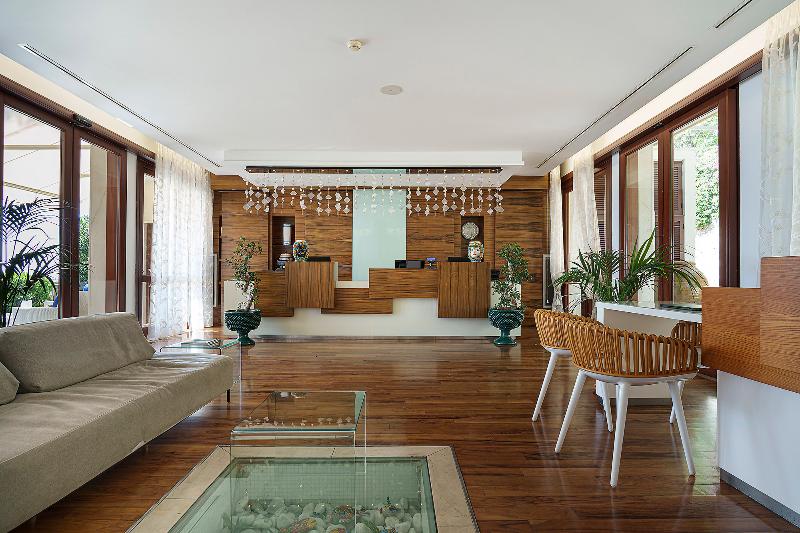 La Plage Resort
