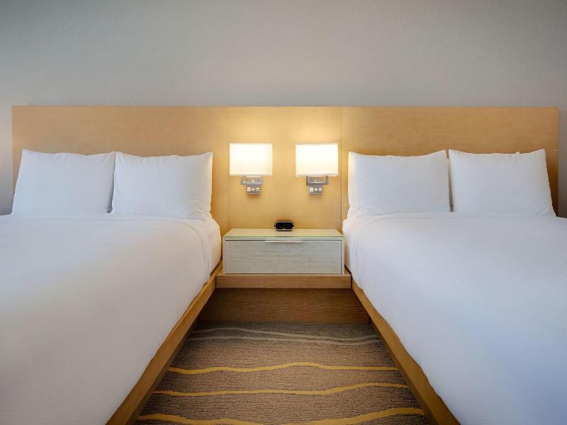 Delta Hotels Daytona Beach Oceanfront image
