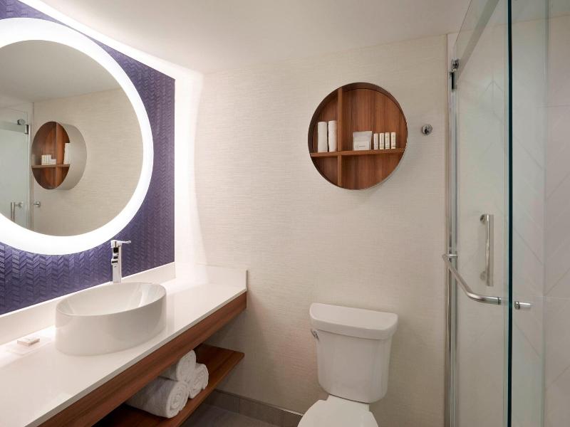 Fairfield by Marriott Montreal Downtown image