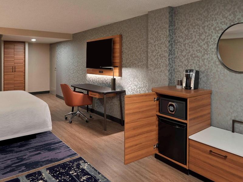 Fairfield by Marriott Montreal Downtown image