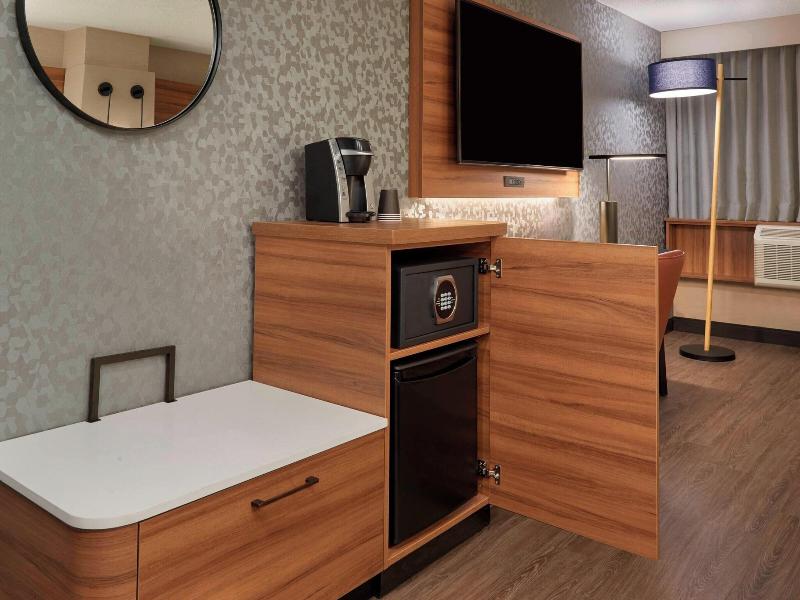 Fairfield by Marriott Montreal Downtown image