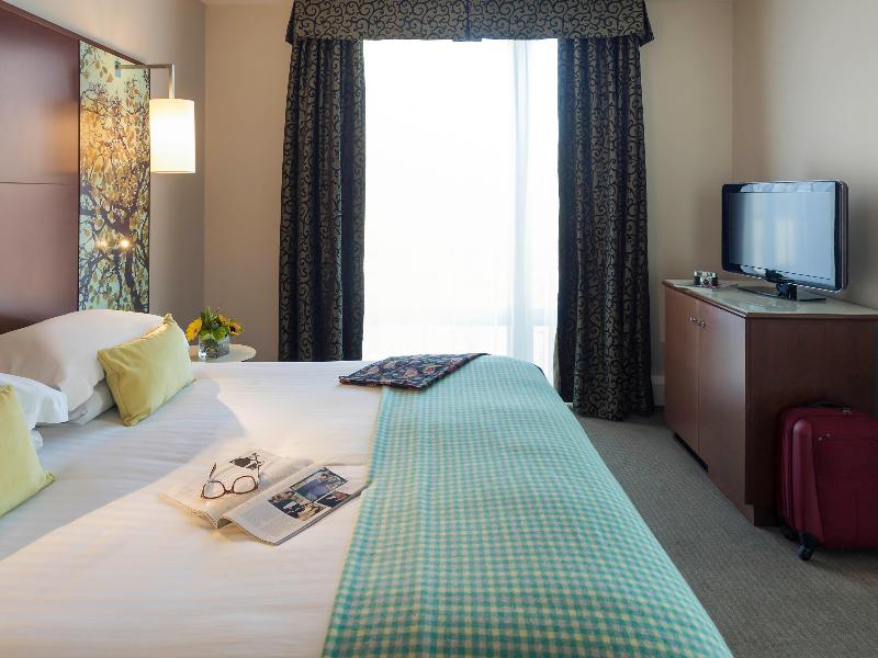 Voco Sheffield by IHG image