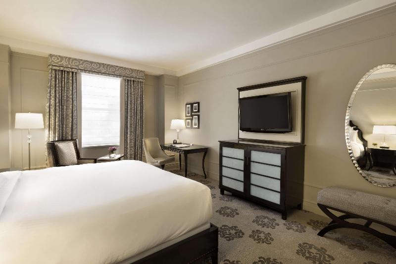 Fairmont Hotel Vancouver image