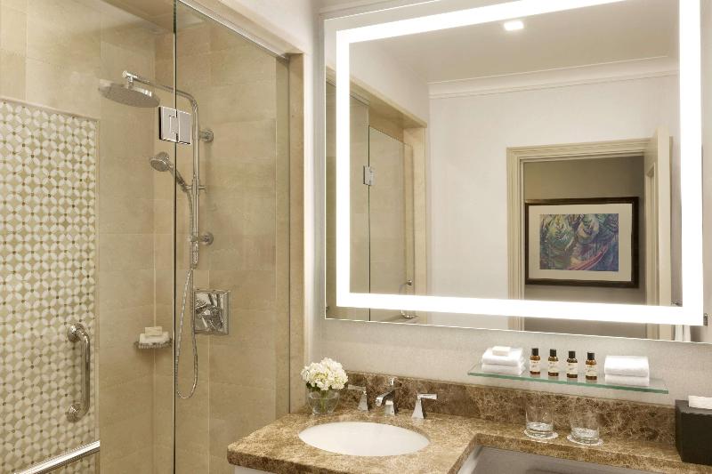 Fairmont Hotel Vancouver image