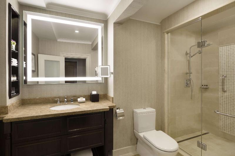 Fairmont Hotel Vancouver image