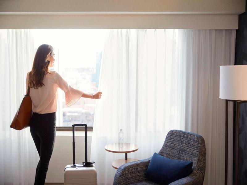 Delta Hotels Calgary Downtown image
