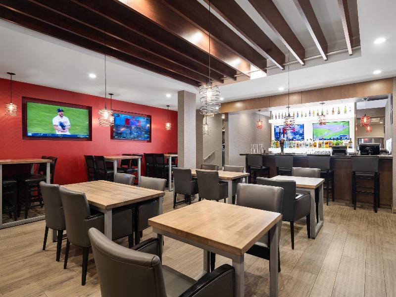 Holiday Inn Calgary Airport Holiday Inn Calgary Airport