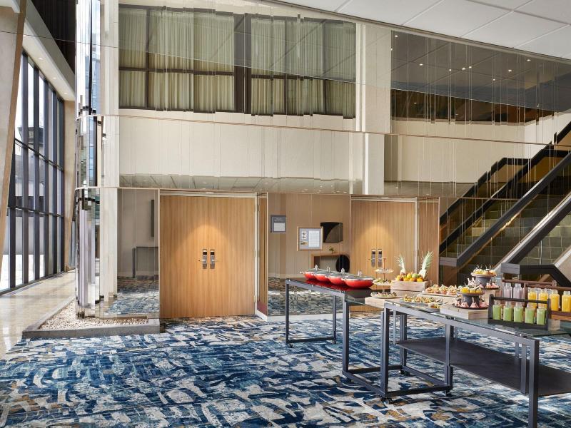 Delta Hotels Calgary Airport In-Terminal image