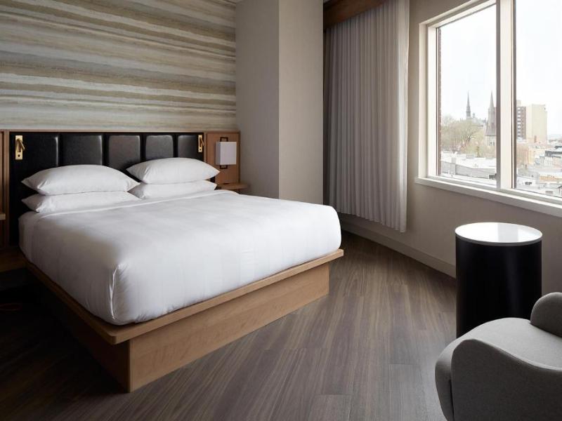 Quebec City Marriott Downtown image
