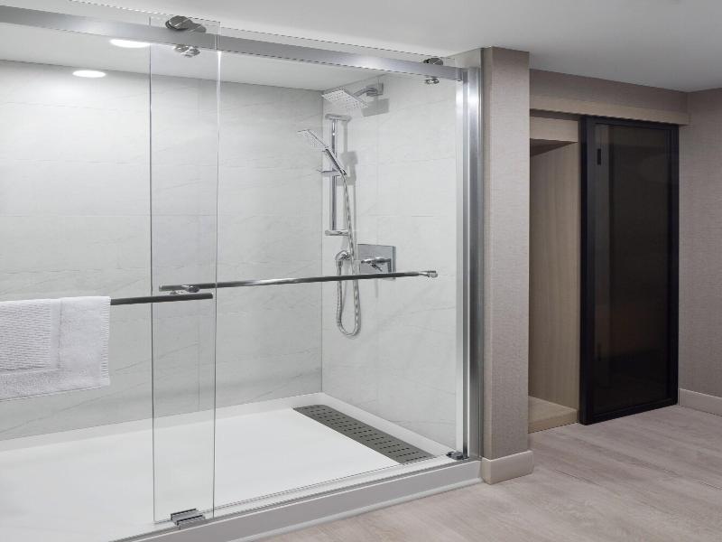 Toronto Airport Marriott Hotel image