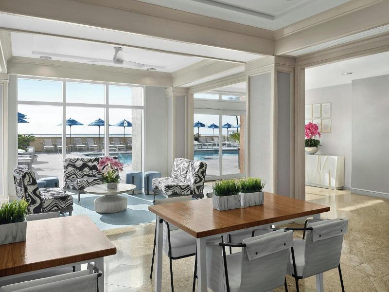 Marriott's BeachPlace Towers image