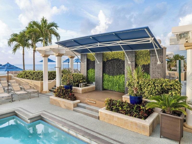 Marriott's BeachPlace Towers image