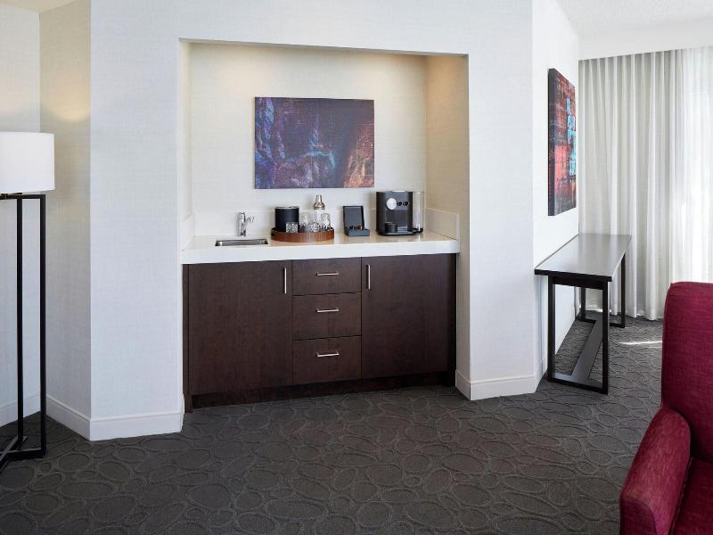 Delta Hotels Montreal image