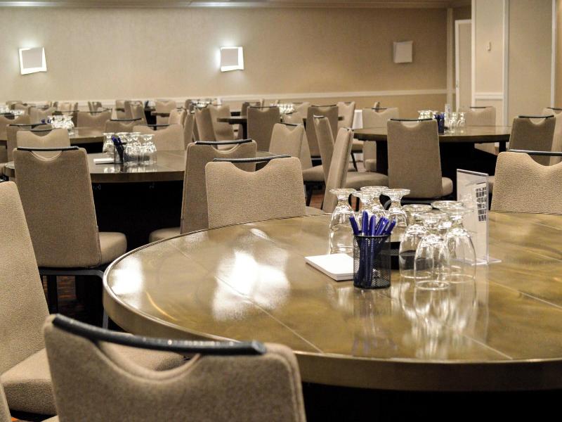 Delta Hotels Montreal image