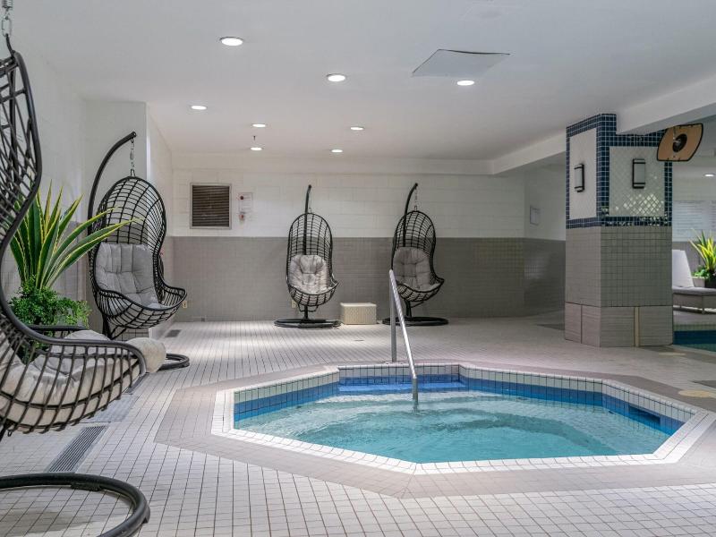 Delta Hotels Montreal image