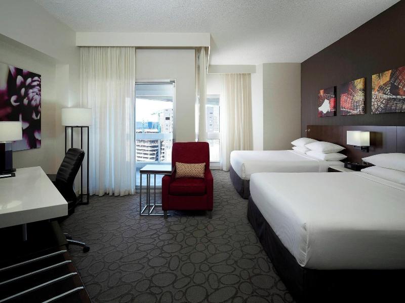 Delta Hotels Montreal image