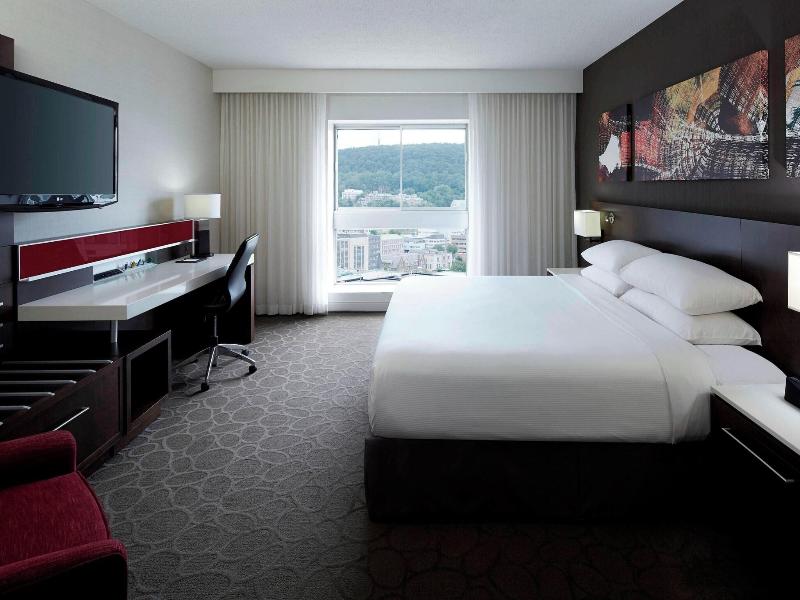 Delta Hotels Montreal image