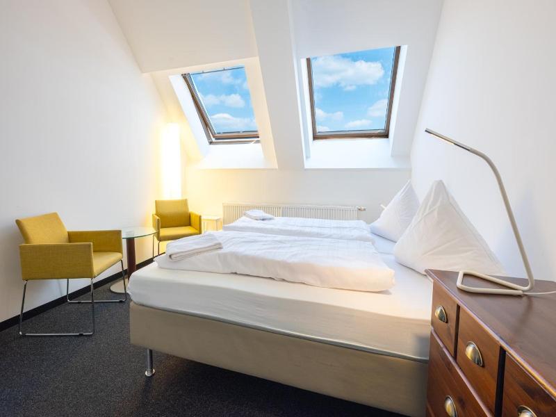 Mitte's Backpacker Hostel image