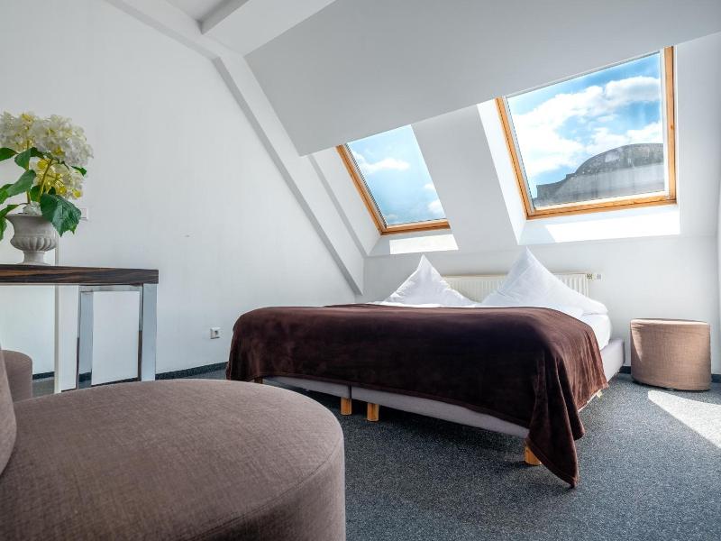 Mitte's Backpacker Hostel image