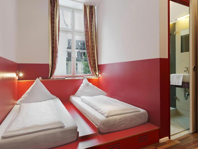 Mitte's Backpacker Hostel image