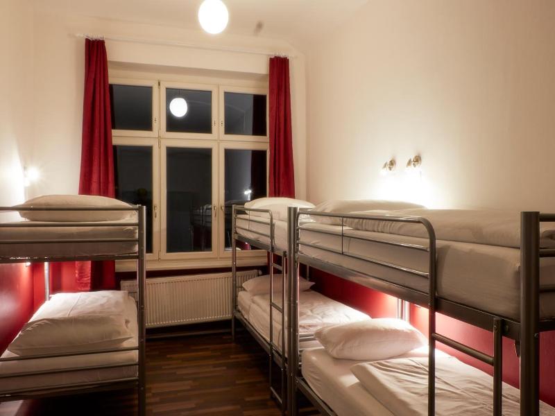 Mitte's Backpacker Hostel image